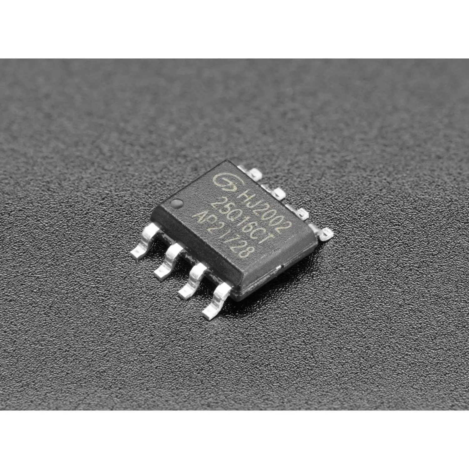 Photo of GD25Q16 - 2MB SPI Flash in 8-Pin SOIC package