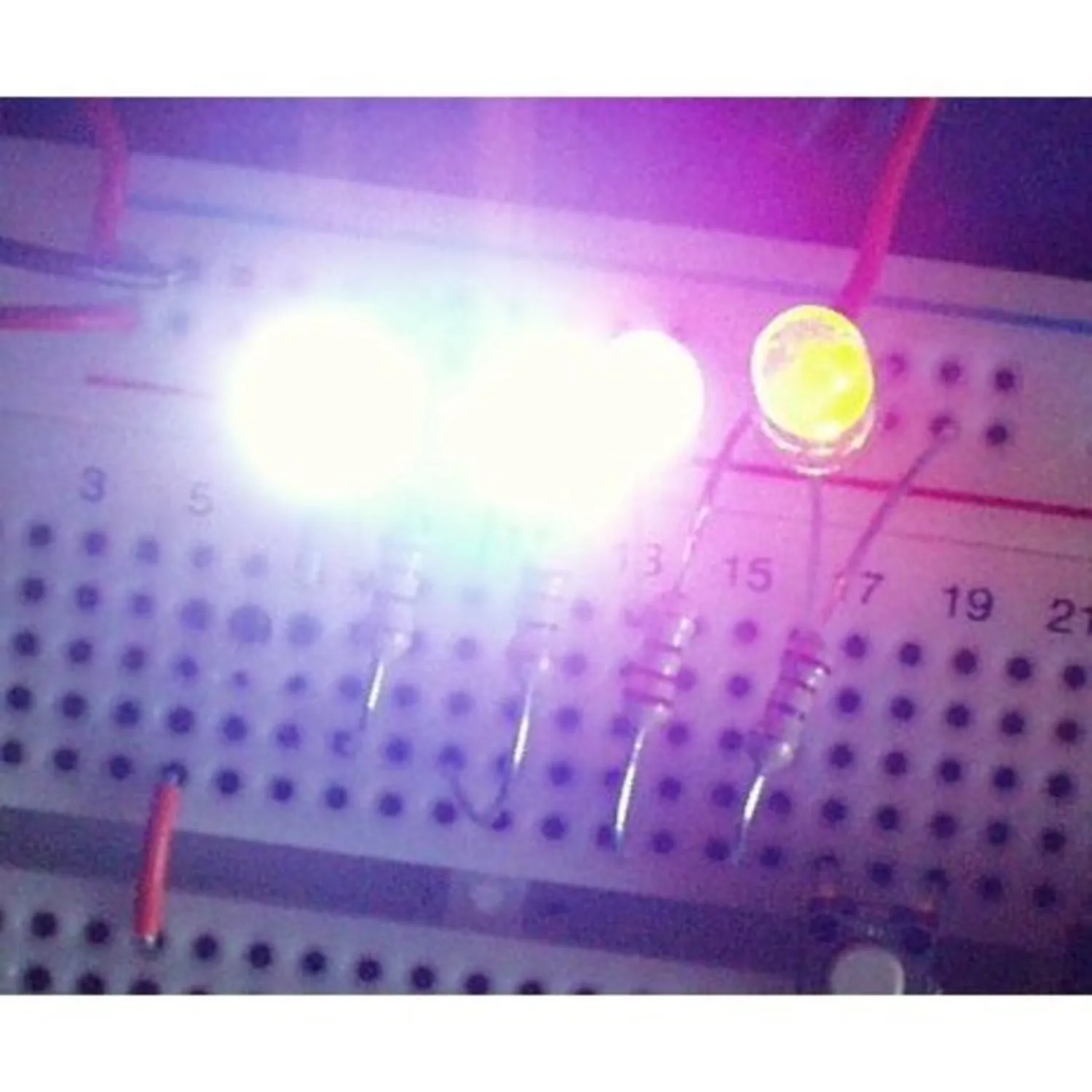 Photo of LED - Super Bright Red (100 pack)